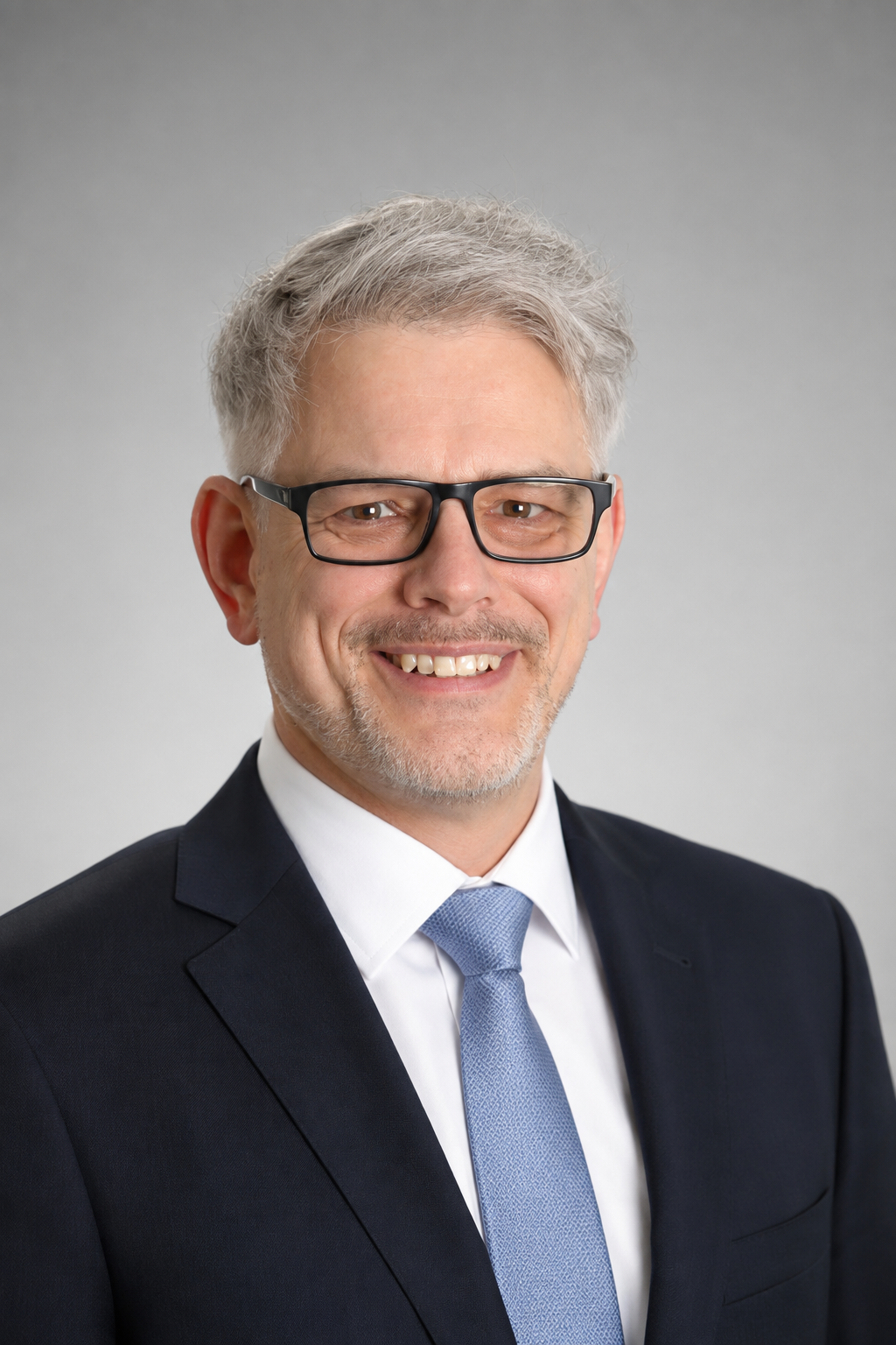 Porträt von Prof. Dr. Zoltan Zomotor